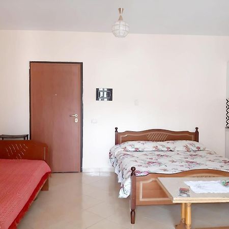 Grazioso Apartamento Arredato A Due Passi Dal Lungomare Vlore Ngoại thất bức ảnh