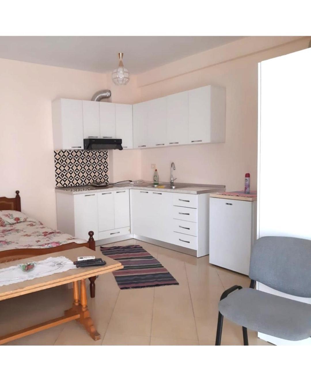 Grazioso Apartamento Arredato A Due Passi Dal Lungomare Vlore Ngoại thất bức ảnh
